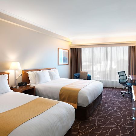 Отель Crowne Plaza Sydney Airport By Ihg Экстерьер фото