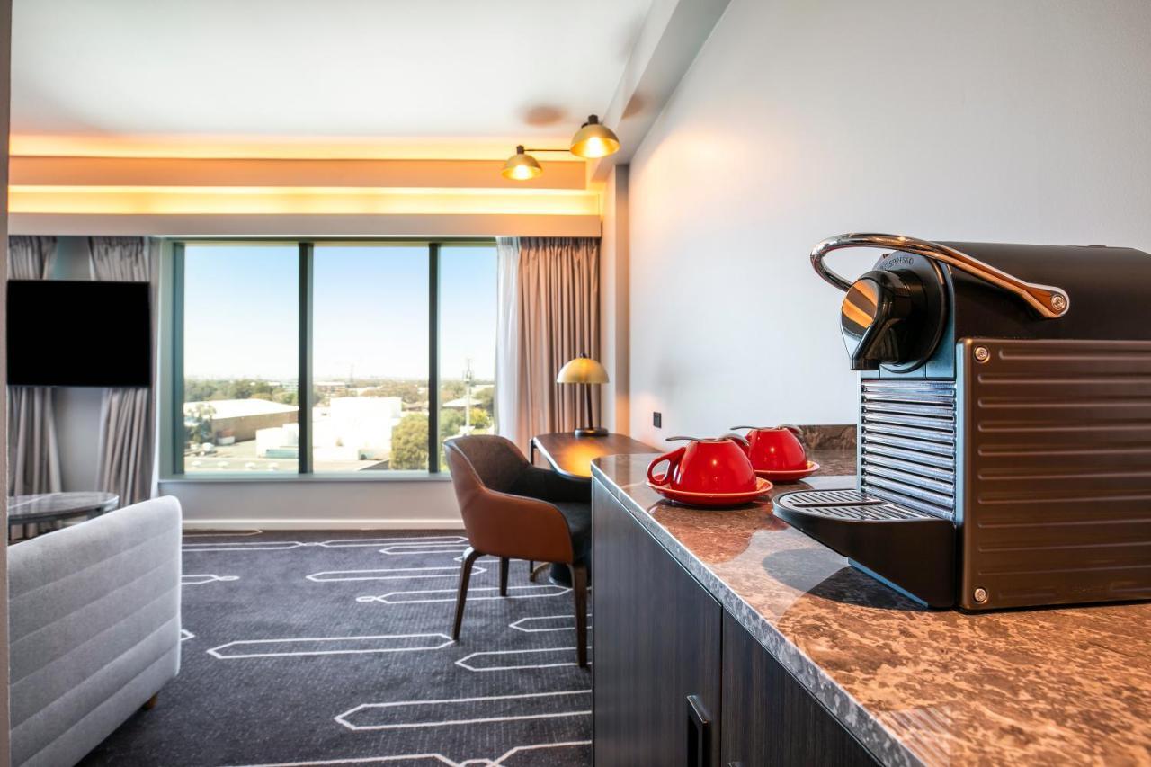 Отель Crowne Plaza Sydney Airport By Ihg Экстерьер фото