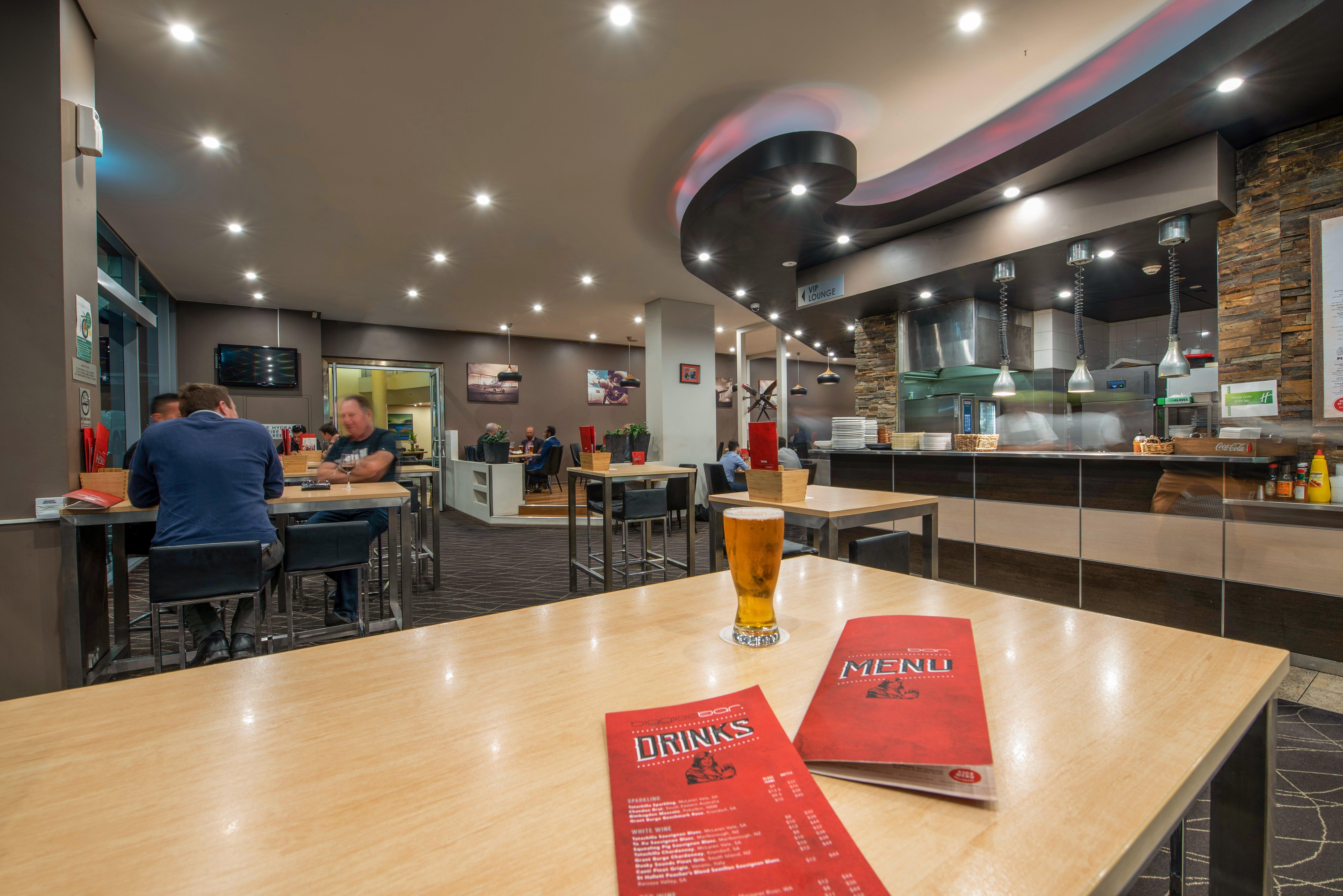 Отель Crowne Plaza Sydney Airport By Ihg Экстерьер фото