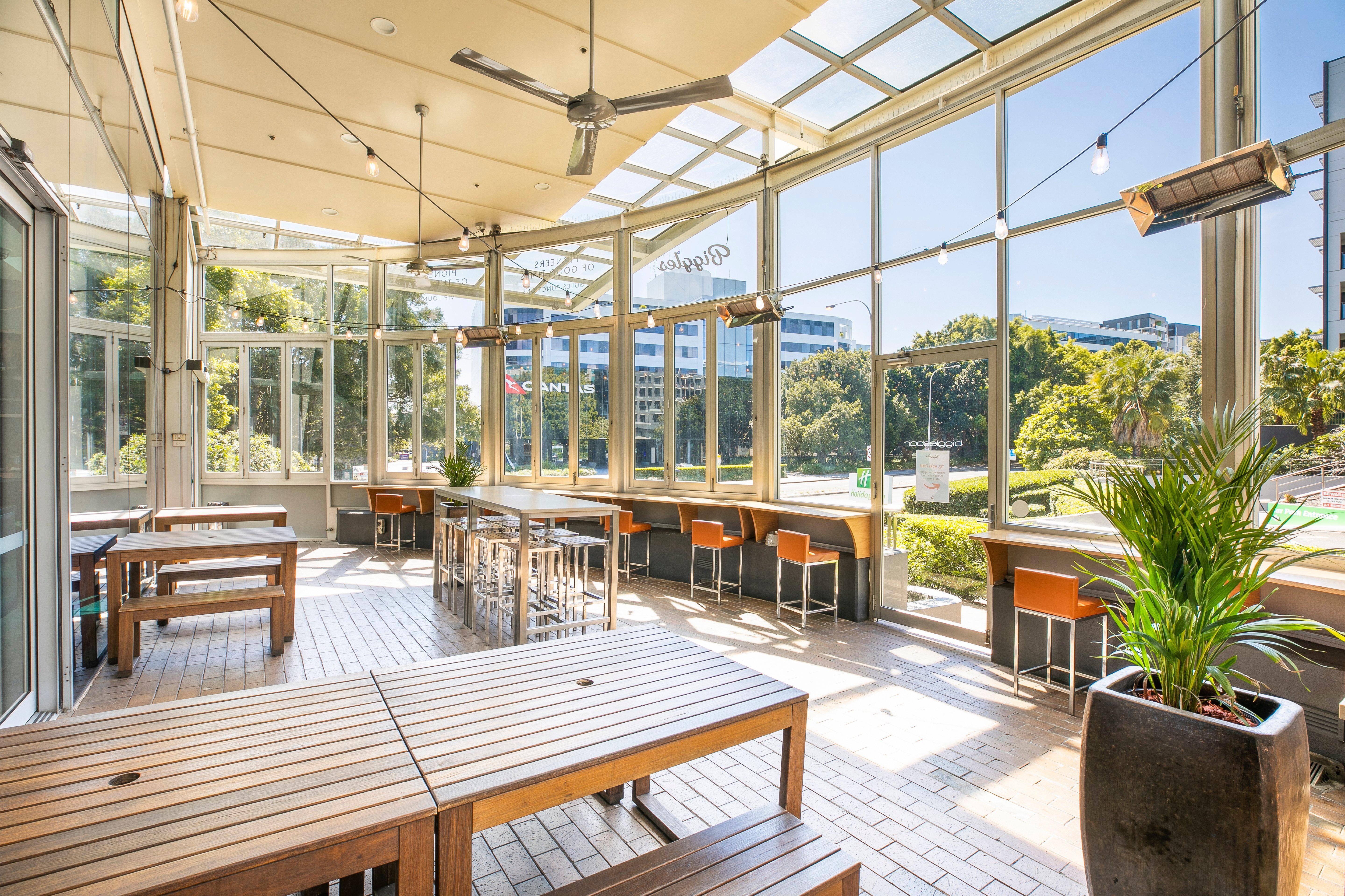 Отель Crowne Plaza Sydney Airport By Ihg Экстерьер фото